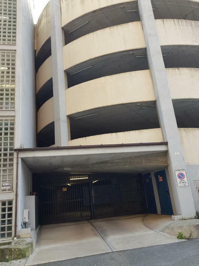 Vicolo Apartment, Pedestrian Centre, 2Bdr, 2,5 Bth, Aircondo, Private Parking, Easy To Train And Ferries, City Life La Spezia Ngoại thất bức ảnh