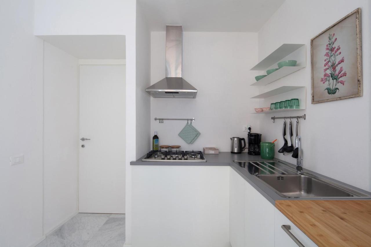 Vicolo Apartment, Pedestrian Centre, 2Bdr, 2,5 Bth, Aircondo, Private Parking, Easy To Train And Ferries, City Life La Spezia Ngoại thất bức ảnh